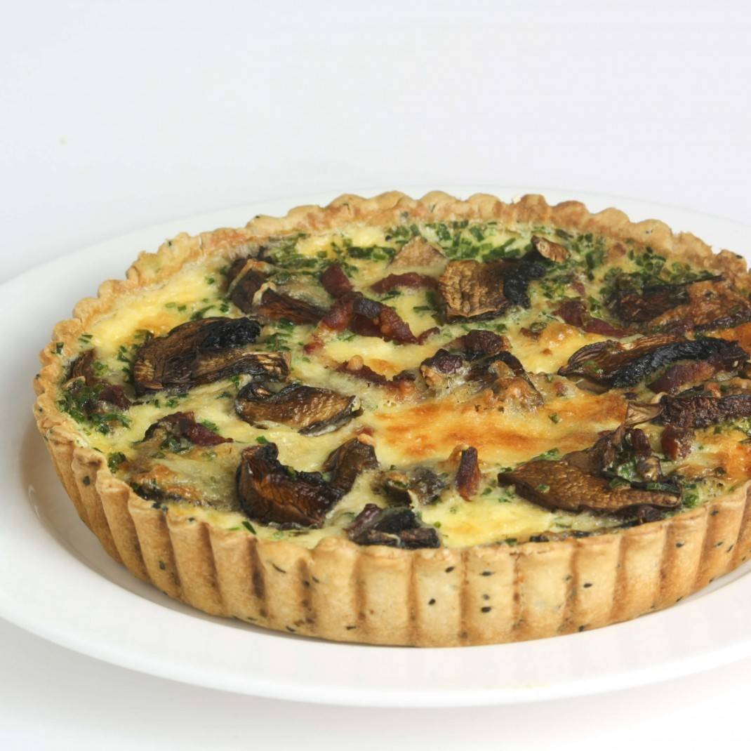 Mushroom, Spinach, Peas & Pesto Quiche (Small)