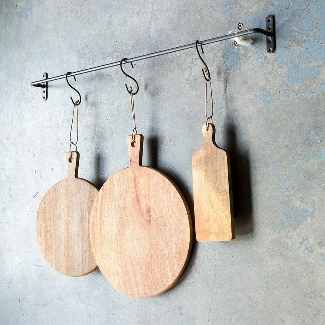 Medium Round Mango Wood Serving Board