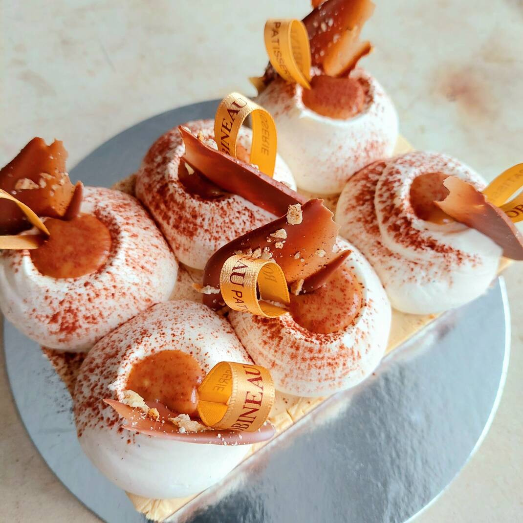 Almond Caramel Chocolate Delice 6 Portion