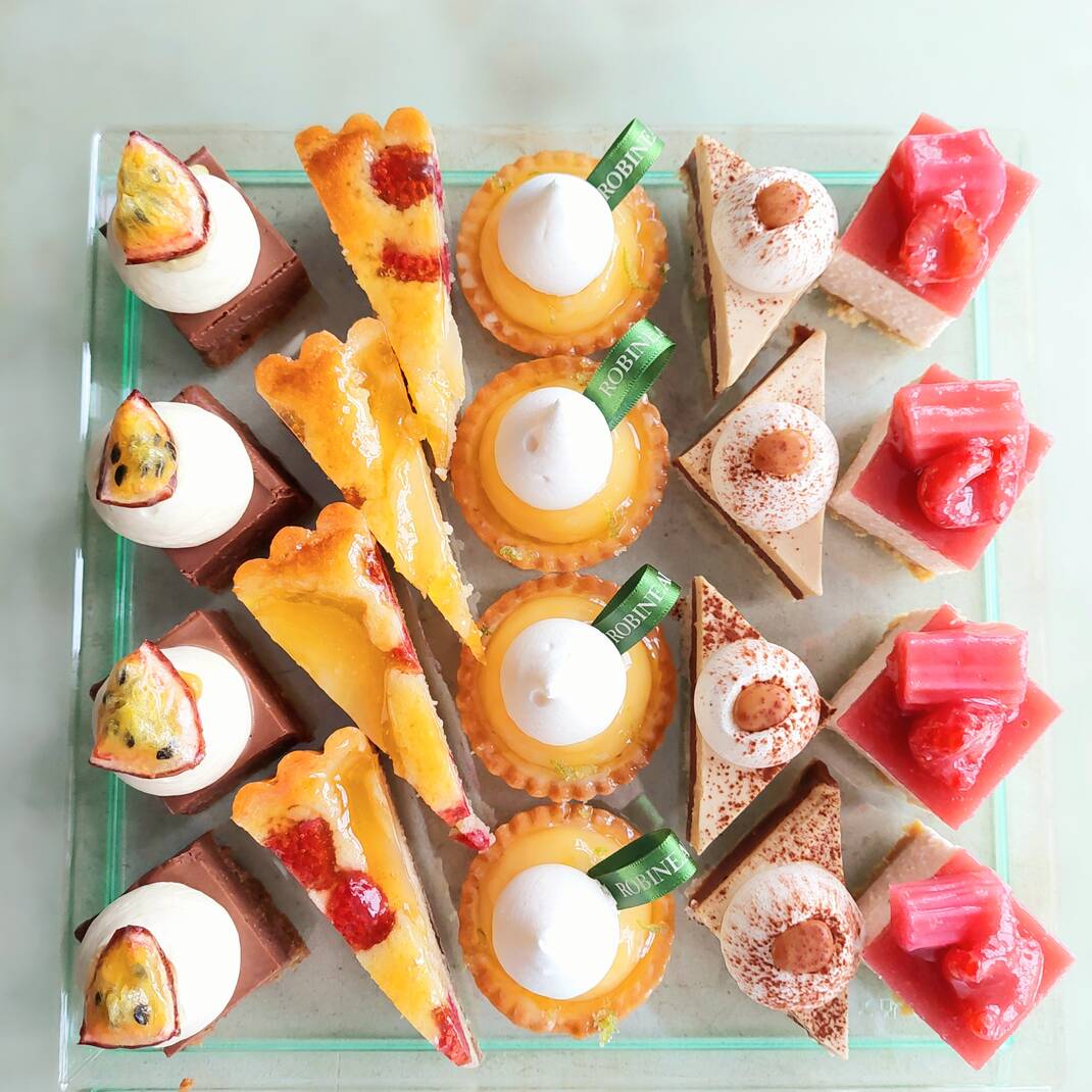 20 Piece Mini French Patisserie Tray