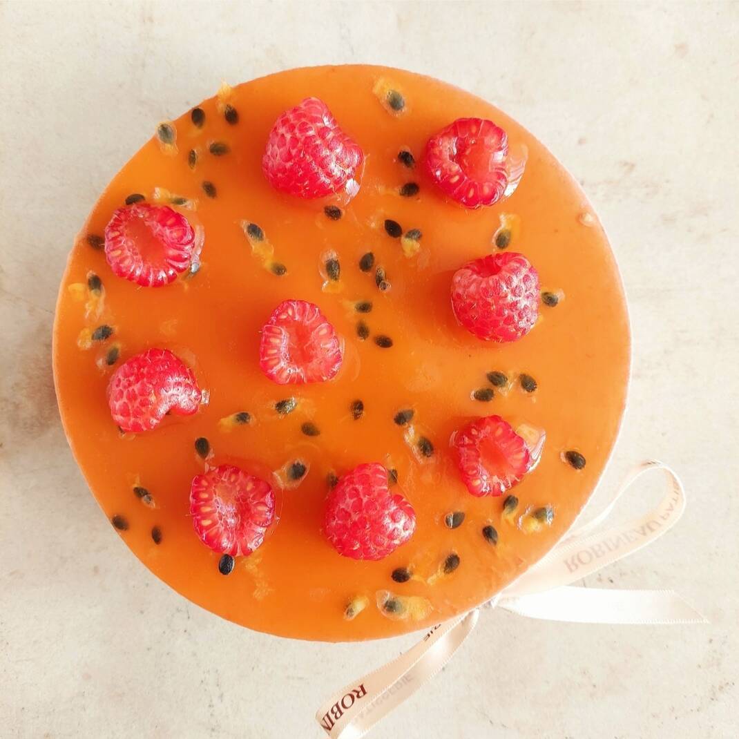 Large Raspberry & Passion Fruit Cheesecake
