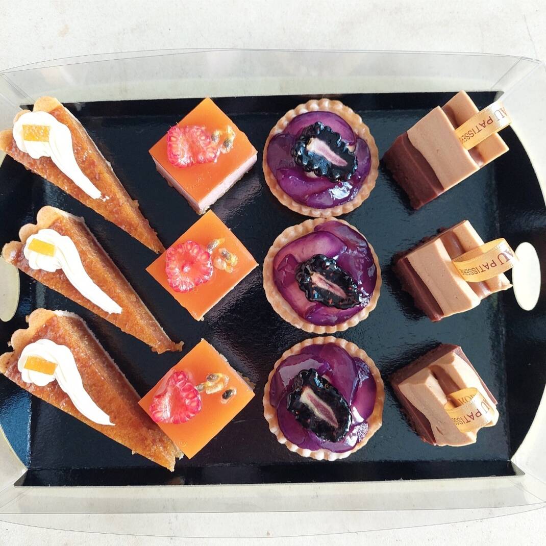 12 Piece Mini French Patisserie Tray