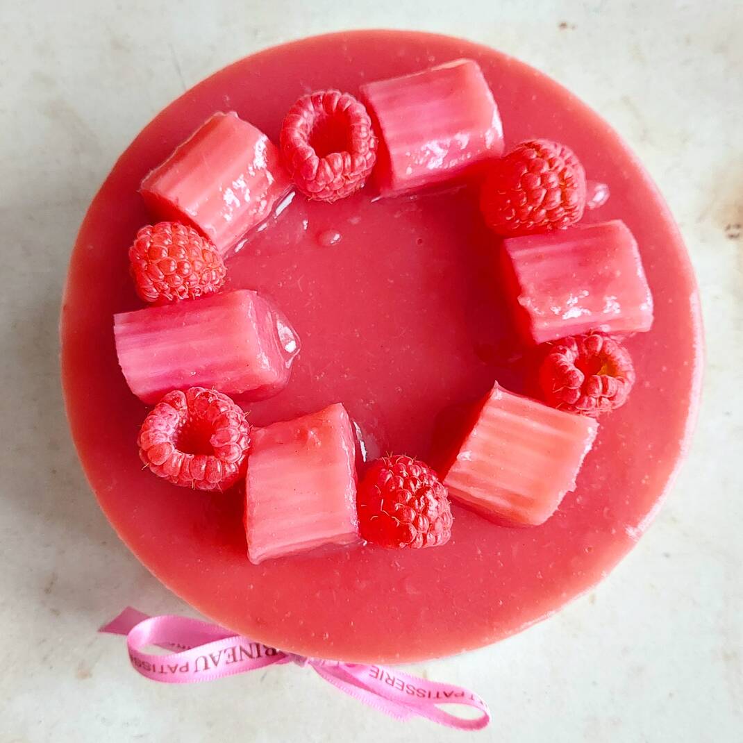 Rhubarb & Ginger Cheesecake